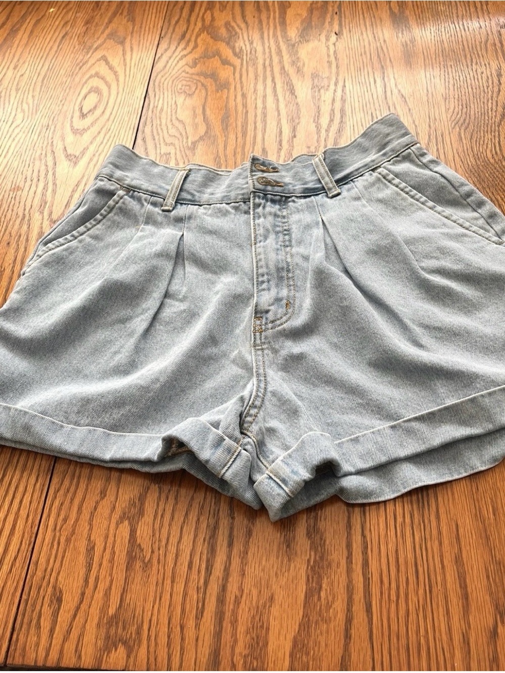 Women's Shorts Sz 28 90’s Madeline & Monroe Cut Offs Cuff Hi Rise Mom